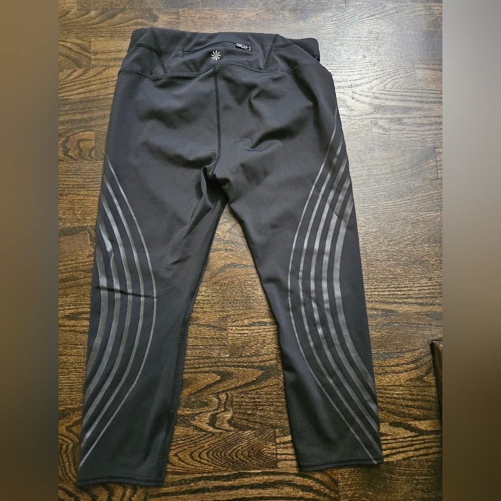 Athleta racer capri leggings. - Picture 3 of 4